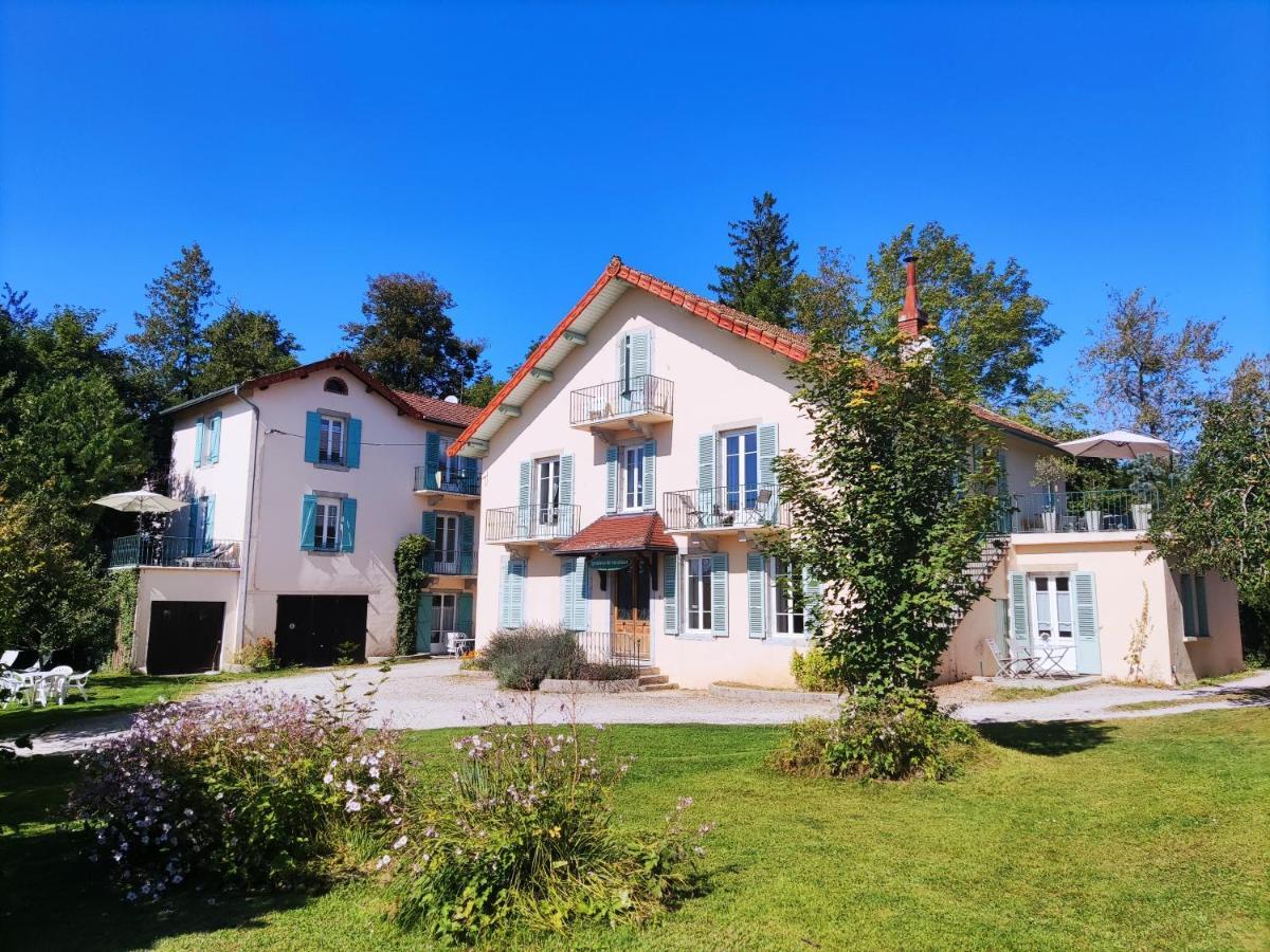 Villas-Du-Lac Appartements De Vacances Et Espace Spa Prive クレルヴォー・レ・ラック エクステリア 写真