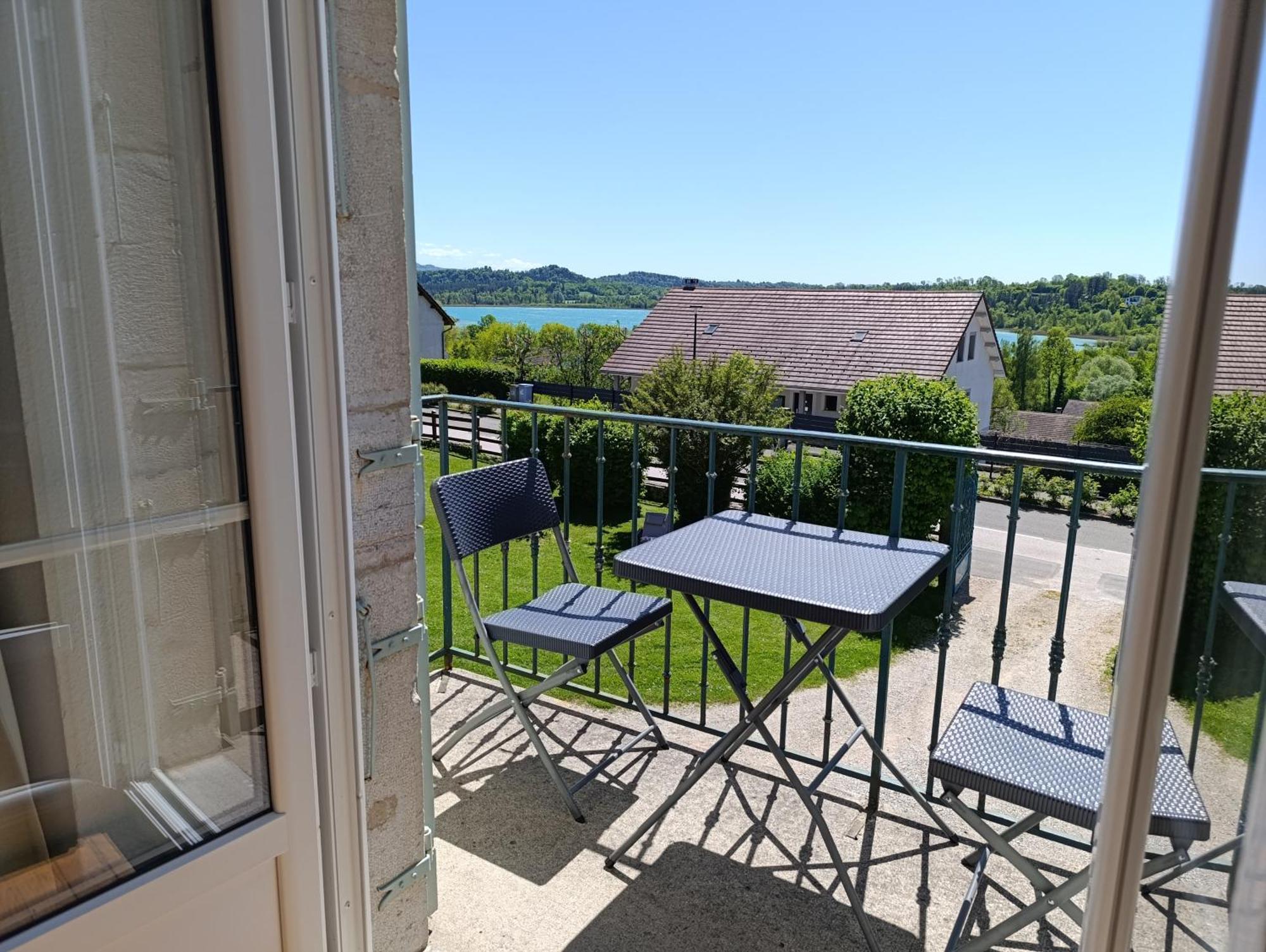 Villas-Du-Lac Appartements De Vacances Et Espace Spa Prive クレルヴォー・レ・ラック エクステリア 写真