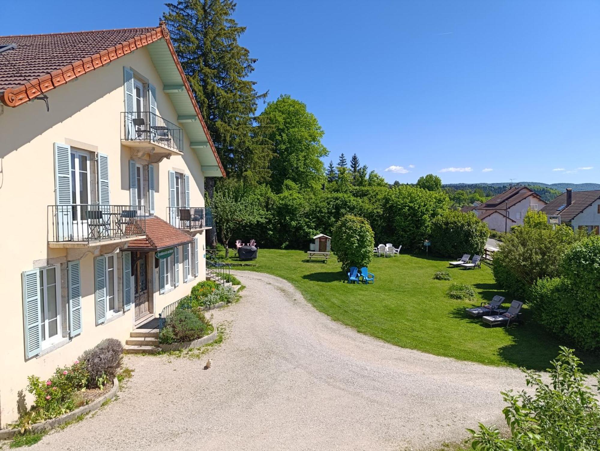 Villas-Du-Lac Appartements De Vacances Et Espace Spa Prive クレルヴォー・レ・ラック エクステリア 写真